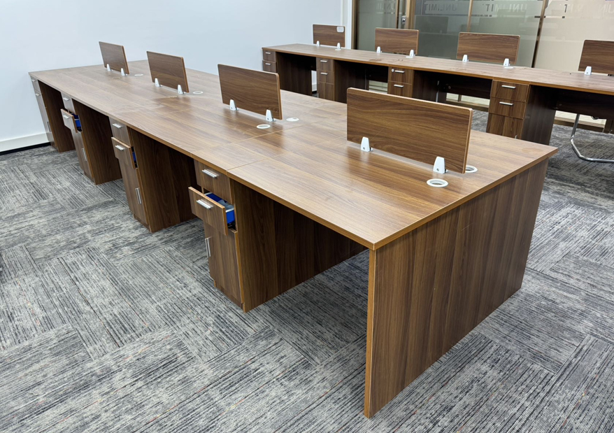 二手职员办公桌简约现代办公室多人桌椅组合单人工位简易电脑桌