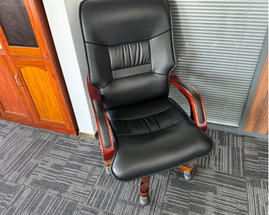 二手舒适豪华棋牌室职员椅久坐经理麻将椅实木扶手会议椅培训椅